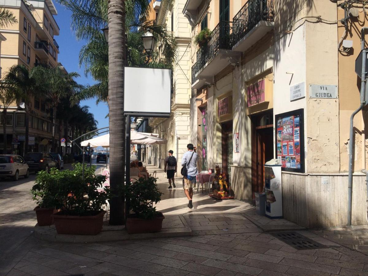 Benvenuti Al Sud Bed & Breakfast Бриндизи Екстериор снимка