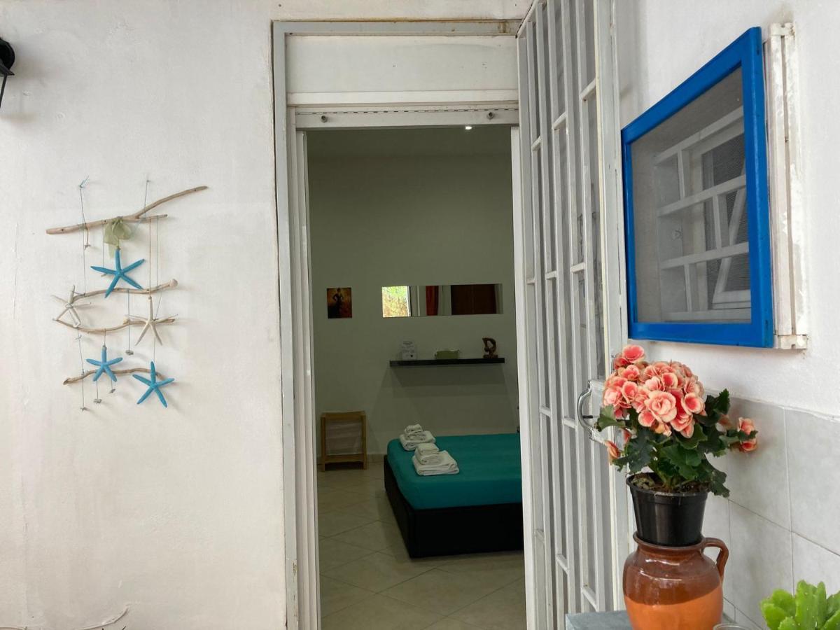 Benvenuti Al Sud Bed & Breakfast Бриндизи Екстериор снимка