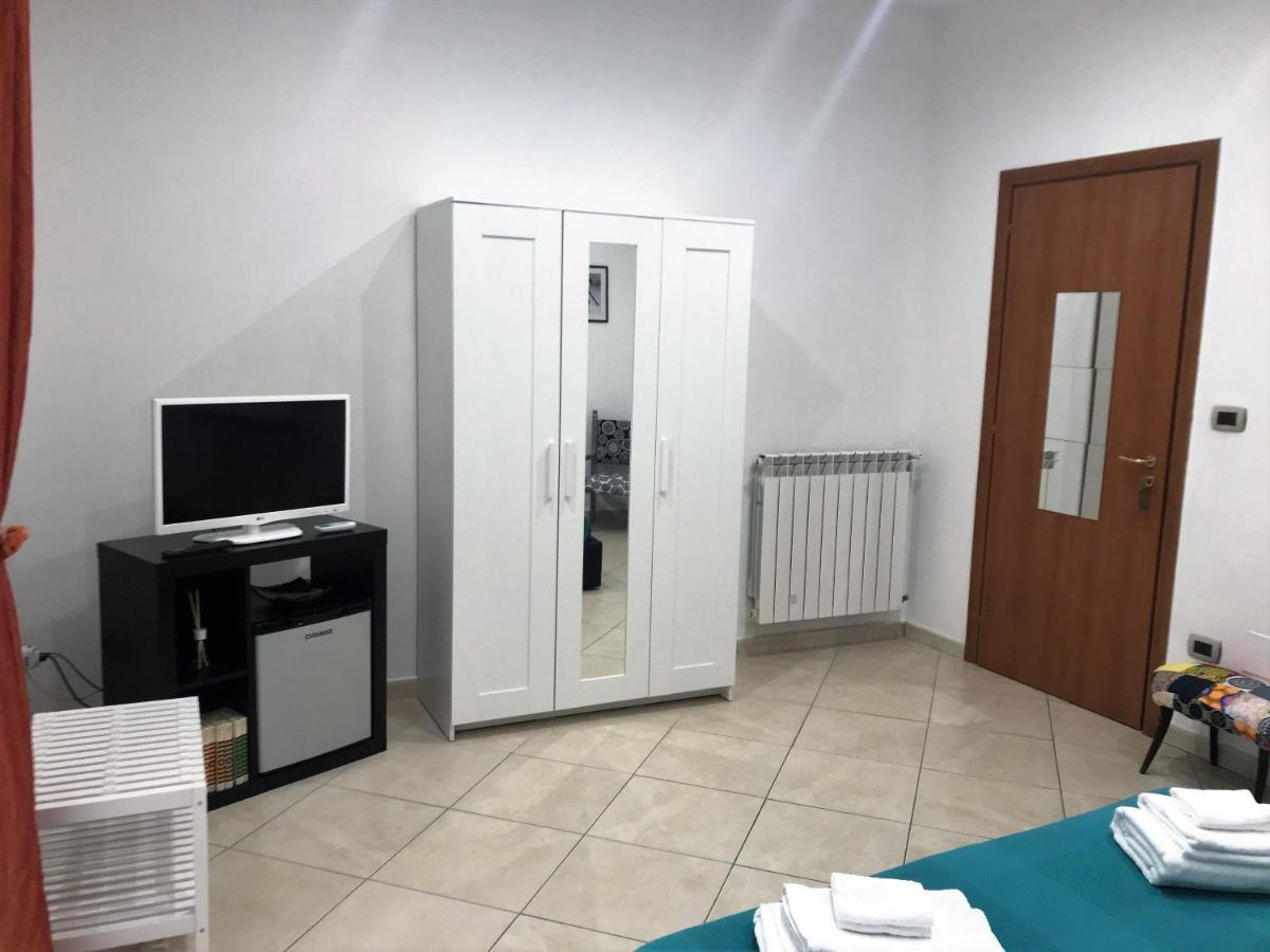 Benvenuti Al Sud Bed & Breakfast Бриндизи Екстериор снимка